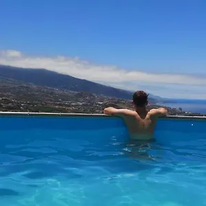 Casa Con Piscina Privada. Mirador De Humbolt. Santa Úrsula